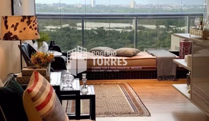 Apartamento a venda de 1/4, MOBILIADO, NASCENTE e ANDAR ALTO no CAMINHO DAS ÁRVORES