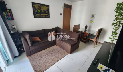 Apartamento a venda de 2/4, 1 suíte, varanda e vaga garagem no TROBOGY