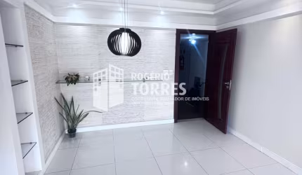 Apartamento a venda de 3/4, 1 suíte com banheira e 2 garagens no LUIZ ANSELMO