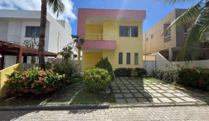 Cód. 589 Stella Maris Casa com 3/4 sendo um suíte com Closet e Varanda