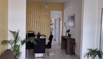 Cód. 252 Brotas Casa com 3/4 e área no fundo na Daniel Lisboa