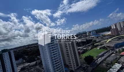 Apartamento a venda de 2/4, 1 suíte, nascente, andar alto e garagem na PARALELA