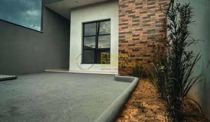Casa á venda com 3 quartos, Loteamento Santa Clara - Pindamonhangaba