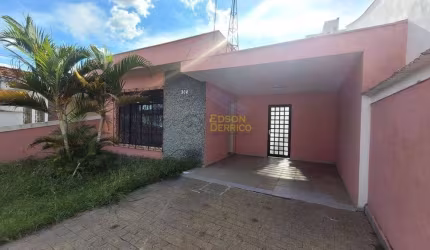 Casa com 3 quartos, Centro - Pindamonhangaba