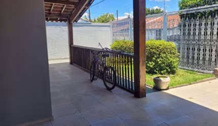 Casa com 3 dormitórios à venda, 231 m² por R$ 600.000,00 - Jardim Santa Luzia - Pindamonhangaba/SP