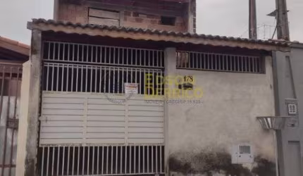 Sobrado com 3 dormitórios à venda, 109 m² por R$ 270.000 - Cidade Jardim - Pindamonhangaba/SP