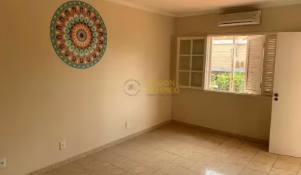 Sobrado com 3 dormitórios à venda, 201 m² por R$ 540.000,00 - São Benedito - Pindamonhangaba/SP