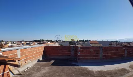 Sobrado residencial à venda, Mantiqueira, Pindamonhangaba.
