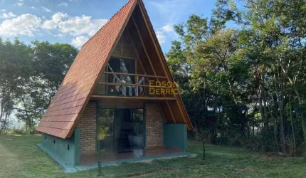 Casa chalé com 1 quarto à Venda, Goiabal - Pindamonhangaba