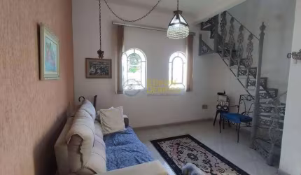 Sobrado com 3 quartos à Venda, São Benedito - Pindamonhangaba