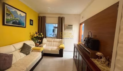 Casa com 2 dormitórios à venda, 71 m² por R$ 330.000,00 - Vila Rica - Pindamonhangaba/SP