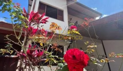 Lindo Sobrado no Centro da Cidade
