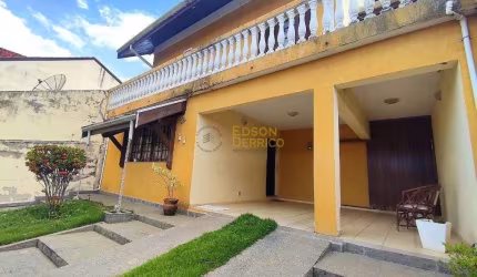 Sobrado com 2 dormitórios à venda, 157 m² por R$ 477.000 - Jardim Santa Luzia - Pindamonhangaba/SP