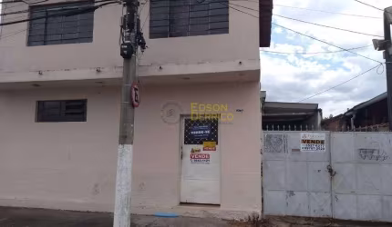 Sobrado com 2 dormitórios à venda, 250 m² por R$ 400.000,00 - Campo Alegre - Pindamonhangaba/SP