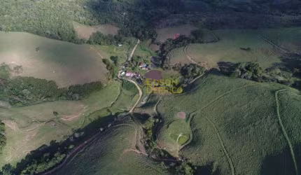 Fazenda à venda, 1984400 m² por R$ 4.000.000,00 - Cruz Pequena - Pindamonhangaba/SP