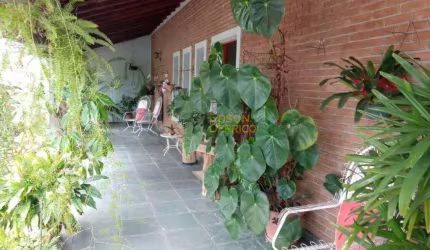 Casa com 4 dormitórios à venda, 325 m² por R$ 760.000,00 - Jardim Residencial Doutor Lessa - Pindamonhangaba/SP