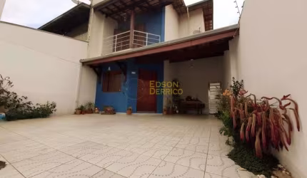 Sobrado com 3 dormitórios à venda, 114 m² por R$ 475.000,00 - Residencial Jardim Aurora - Pindamonhangaba/SP
