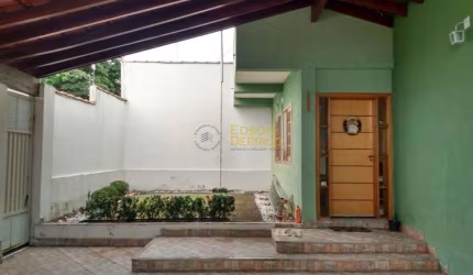 Sobrado com 4 dormitórios à venda, 251 m² por R$ 490.000,00 - Parque das Nações - Pindamonhangaba/SP