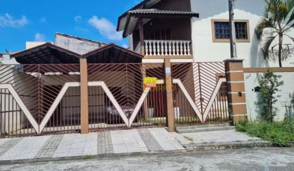 Sobrado com 3 dormitórios à venda, 282 m² por R$ 580.000,00 - Jardim Yassuda - Pindamonhangaba/SP