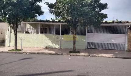 Casa com 3 dormitórios à venda, 212 m² por R$ 550.000,00 - Crispim - Pindamonhangaba/SP