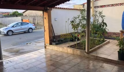 Casa à venda, 110 m² por R$ 270.000,00 - Conjunto Residencial Araretama - Pindamonhangaba/SP