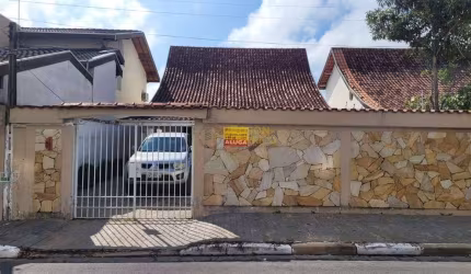 Sobrado com 3 quartos, Parque São Benedito - Pindamonhangaba