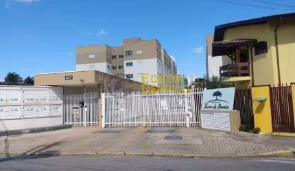 Apartamento com 2 quartos, Centro - Pindamonhangaba
