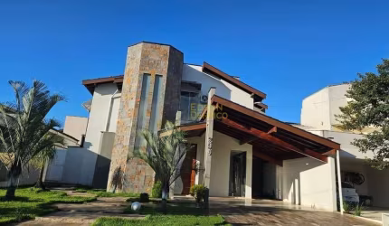 Sobrado em Condomínio com 4 quartos, Condominio Residencial Real Ville - Pindamonhangaba