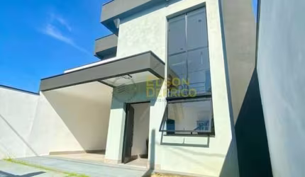 Sobrado com 3 quartos, Loteamento Santa Clara - Pindamonhangaba