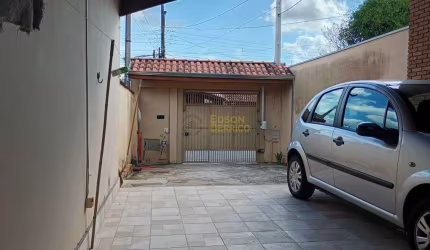 Casa com 2 quartos, Jardim do Chafariz - Pindamonhangaba