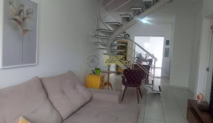 Sobrado em Condomínio com 3 quartos à Venda, Jardim Cristina - Pindamonhangaba