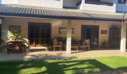 Sobrado em Condomínio com 4 quartos à Venda, Colonial Village I - Pindamonhangaba
