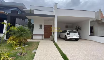Casa em Condomínio com 3 quartos à Venda, Condomínio Moema Ville - Pindamonhangaba