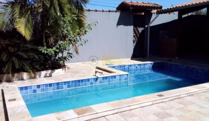Casa á venda e locação com 3 quartos, Crispim - Pindamonhangaba