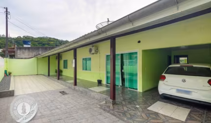 Casa com 3 quartos à venda no Fortaleza Alta, Blumenau , 180 m2 por R$ 450.000