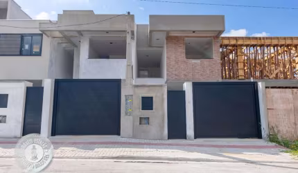 Casa com 3 quartos à venda no Gaspar Grande, Gaspar , 141 m2 por R$ 695.000