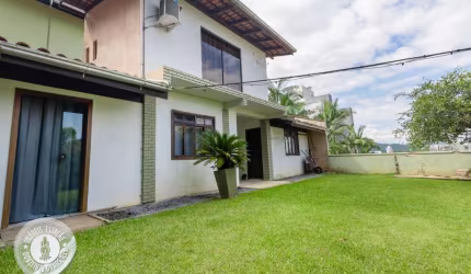 Casa com 3 quartos à venda no Fortaleza, Blumenau , 230 m2 por R$ 930.000