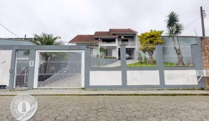 Casa com 4 quartos à venda no Nova Esperança, Blumenau , 420 m2 por R$ 999.000