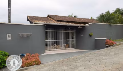 Casa com 3 quartos à venda no Itoupavazinha, Blumenau , 140 m2 por R$ 680.000