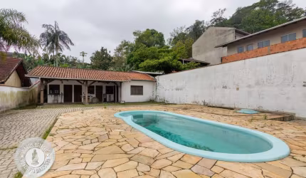Casa com 3 quartos à venda no Velha, Blumenau , 169 m2 por R$ 1.043.000