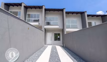 Casa com 2 quartos à venda em Água Verde, Blumenau , 73 m2 por R$ 420.000