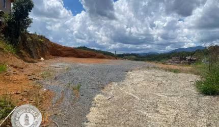 Terreno à venda no Itoupavazinha, Blumenau , 587 m2 por R$ 424.000