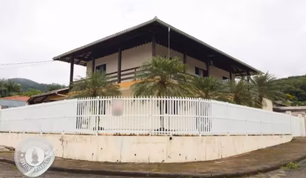 Casa com 5 quartos à venda no Itoupava Central, Blumenau , 272 m2 por R$ 849.990