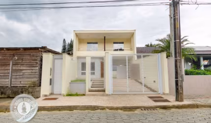 Casa com 3 quartos à venda no Velha Central, Blumenau , 137 m2 por R$ 750.000