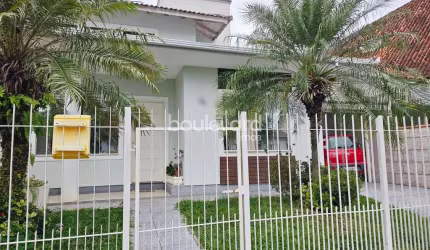 Casa com 3 Dormitórios | 1 Suíte Master | Madri | Palhoça