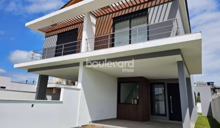 Casa de 3 Dormitórios | 3 Suítes | Campeche