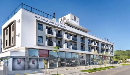 Apartamento de 2 Dormitórios | 1 Suíte | Cachoeira do Bom Jesus | Florianópolis