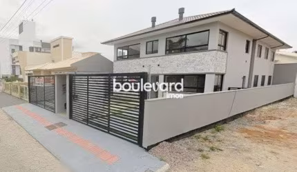 Apartamento de 3 Dormitórios | Praia de Fora I Palhoça