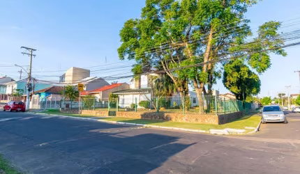 Terrenos de esquina na área central do Parque dos Anjos, com 1144m²