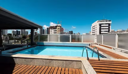 Cobertura Duplex com Piscina Privativa e 4 Suítes no Acupe de Brotas